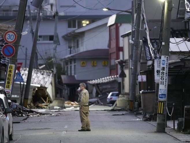 Zemljotres u Јapanu (Foto ilustracija:  EPA-EFE/FRANCK ROBICHON) - 